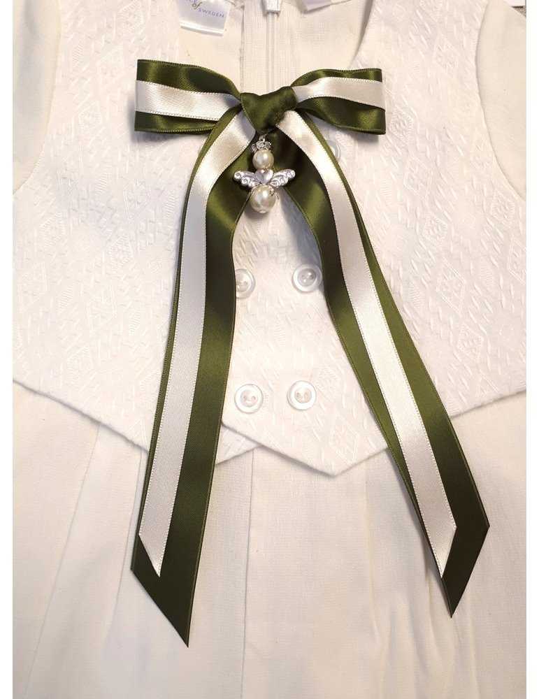 Dopklänning med vackert blommönster