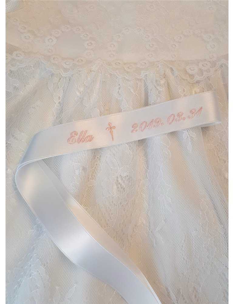 Syskonbroderi eller broderi av gammal klänning